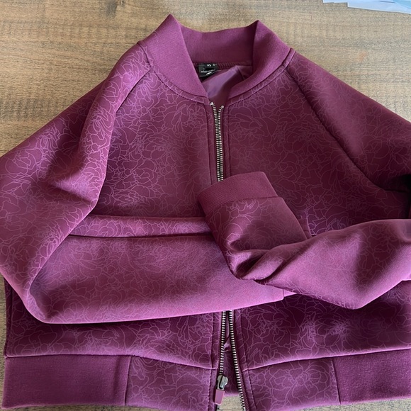 Balance Athletica Floral Zip Up Jacket Crop Bomber Pink Purple Women's XS - Picture 3 of 4